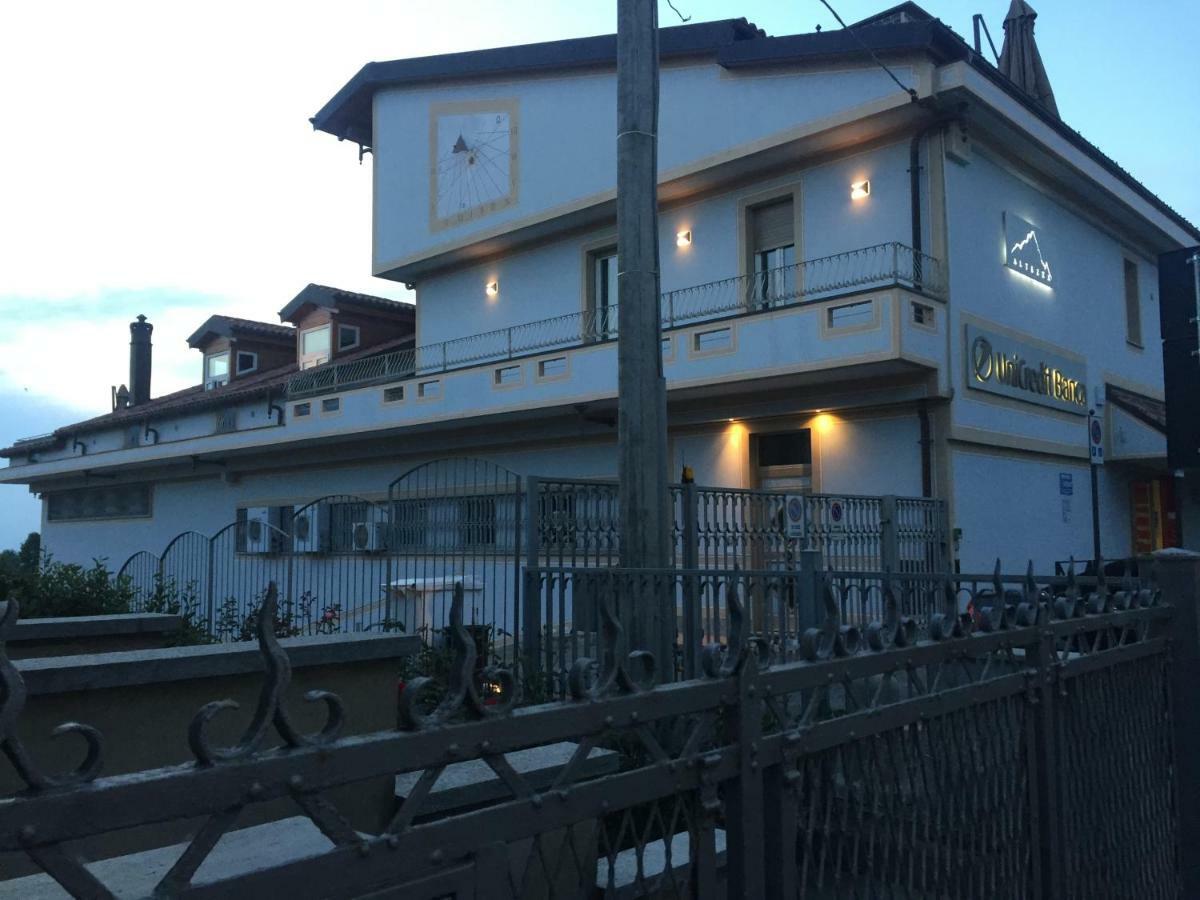 Altezza Aparthotel La Morra Luaran gambar